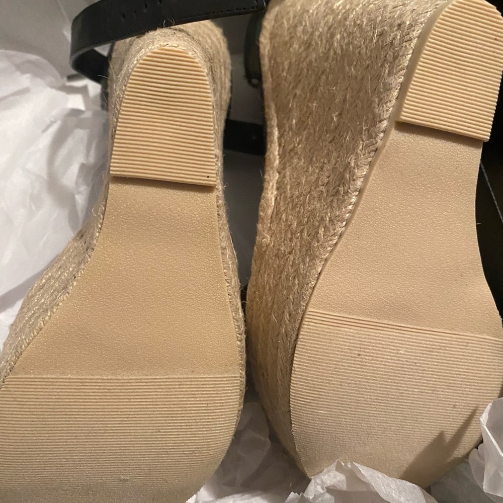 Wedges size 9 - Picture 2 of 3